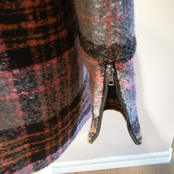 Forever 21 - Picture 5 of 5